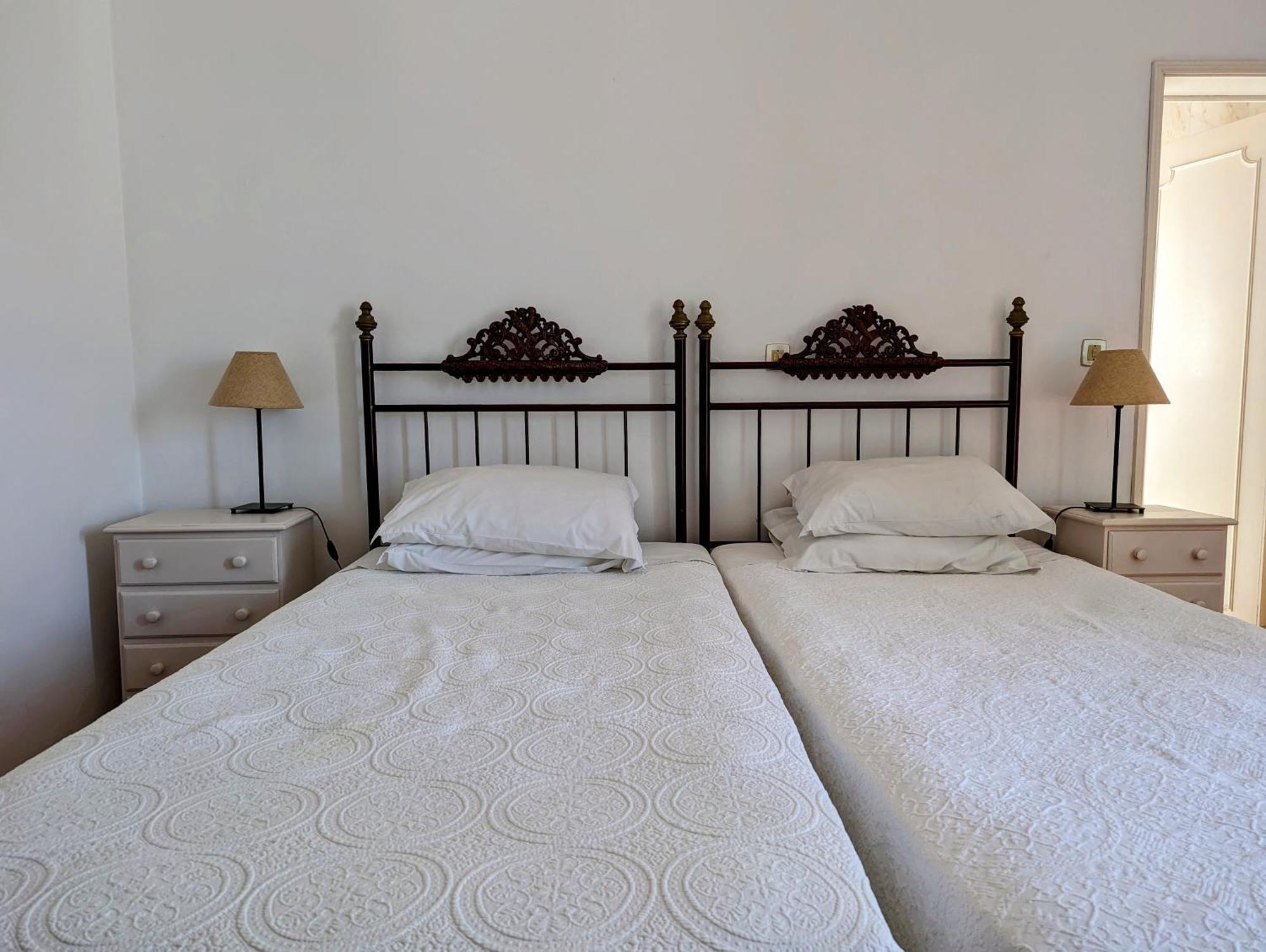 Hotel Solar De Monfalim Евора Стая снимка
