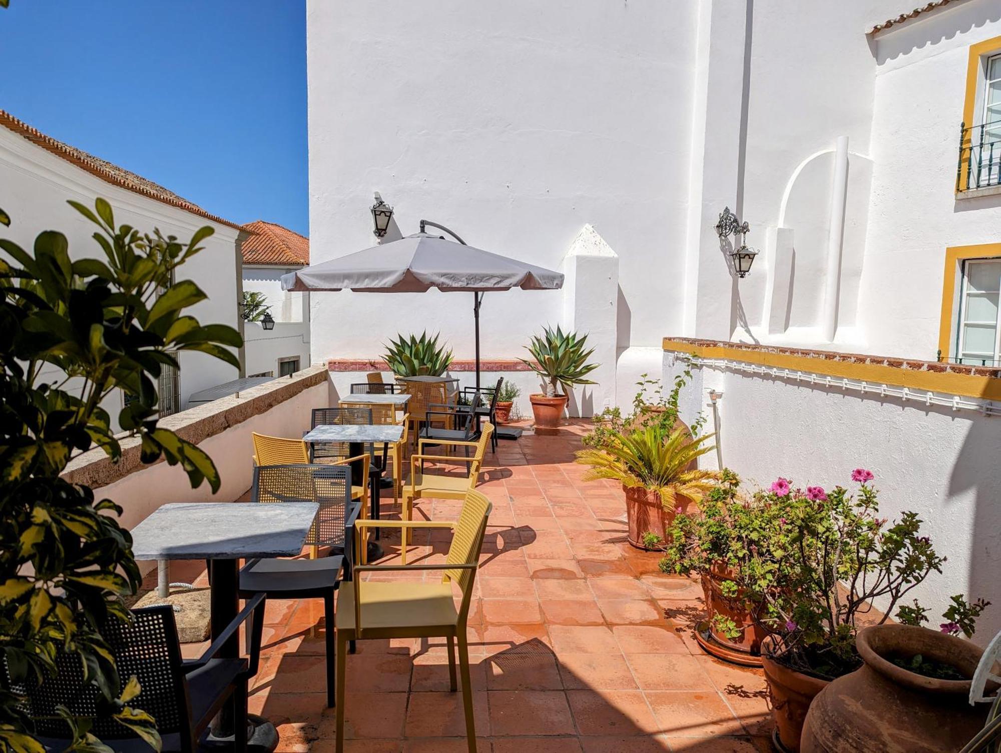 Hotel Solar De Monfalim Евора Екстериор снимка