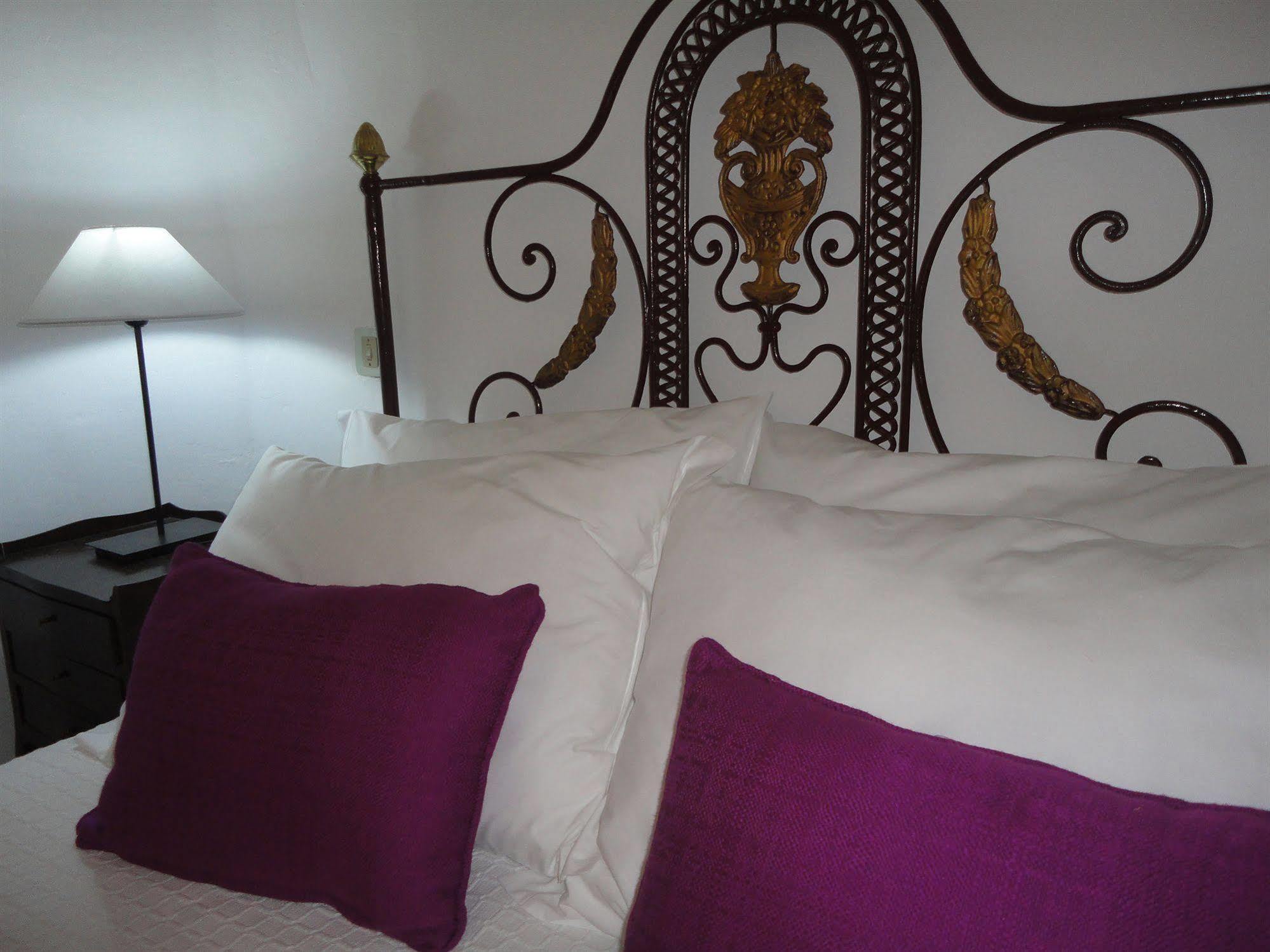 Hotel Solar De Monfalim Евора Екстериор снимка