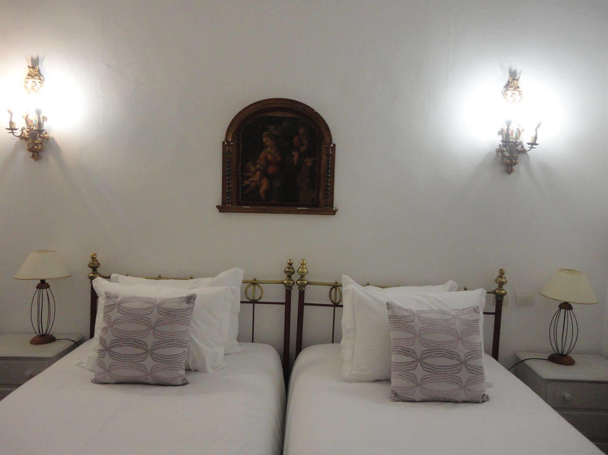 Hotel Solar De Monfalim Евора Екстериор снимка